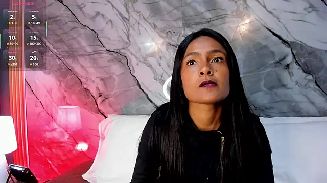 Snapshot of Fernanda_liie_ chatting on 6, 10, 2025 Fernanda liie online show from 6, 10, 2025