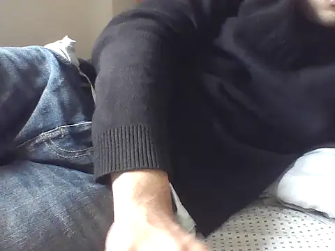 Snapshot of yeezy2819 chatting on 22, 6, 2026 yeezy2819 online show from 22, 6, 2026