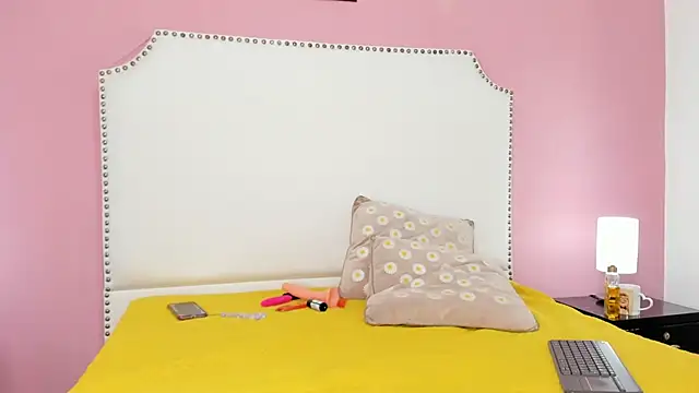 Emilly wilson  online show from 9, 3, 2025