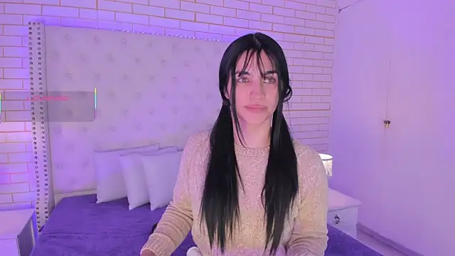 Emilly wilson  online show from 21, 10, 2025