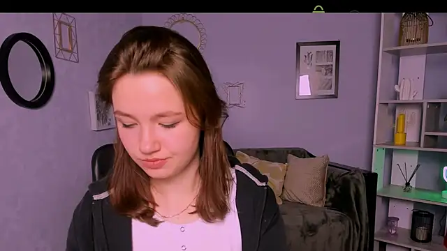 Snapshot of helli_belli chatting on 15, 3, 2025 helli belli online show from 15, 3, 2025