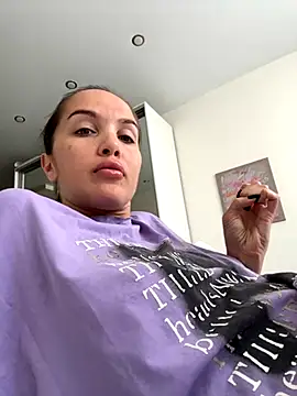 Snapshot of Beverly_Hilll chatting on 14, 9, 2025 Beverly Hilll online show from 14, 9, 2025