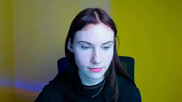 Fiona Night online show from 13, 3, 2025