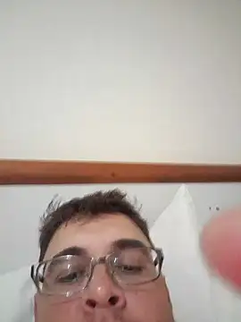 Snapshot of Edsonborges123 chatting on 23, 9, 2025 Edsonborges123 online show from 23, 9, 2025