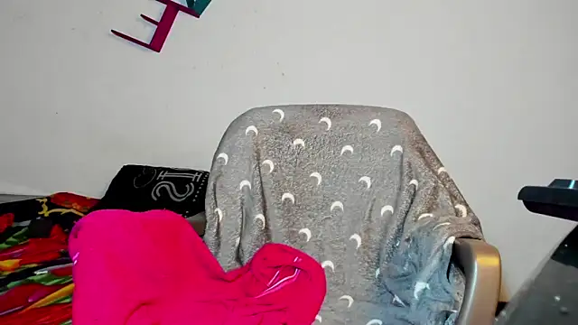 lady marianita  online show from 13, 11, 2025