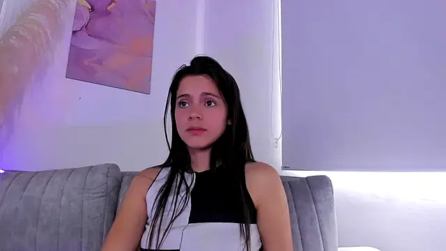 Snapshot of emma_030 chatting on 15, 3, 2025 emma 030 online show from 15, 3, 2025