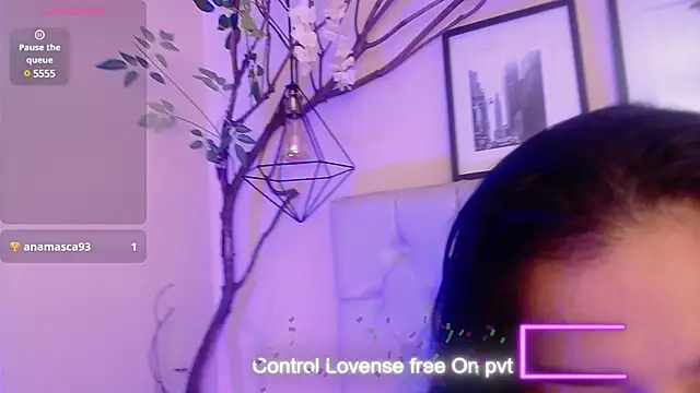 SamanthaSmiithh online show from 8, 3, 2025