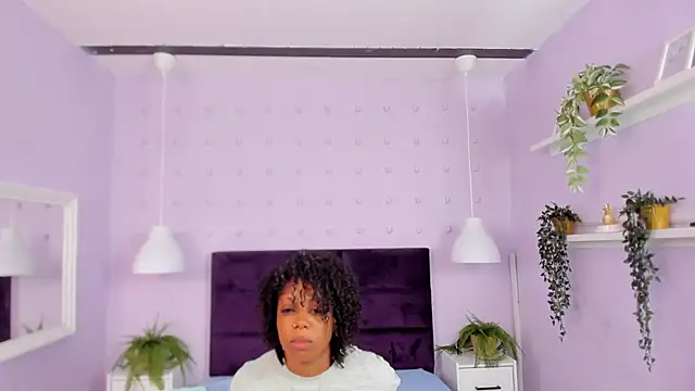 Hanaahquinn online show from 6, 10, 2025