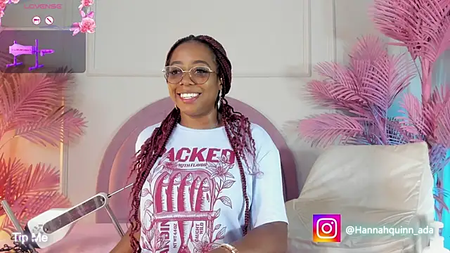 Snapshot of Hanaahquinn chatting on 20, 4, 2026 Hanaahquinn online show from 20, 4, 2026