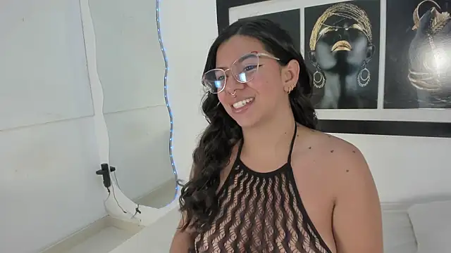 emilyy cooperr online show from 15, 9, 2025