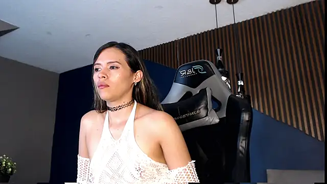 LiliJensen online show from 5, 10, 2025