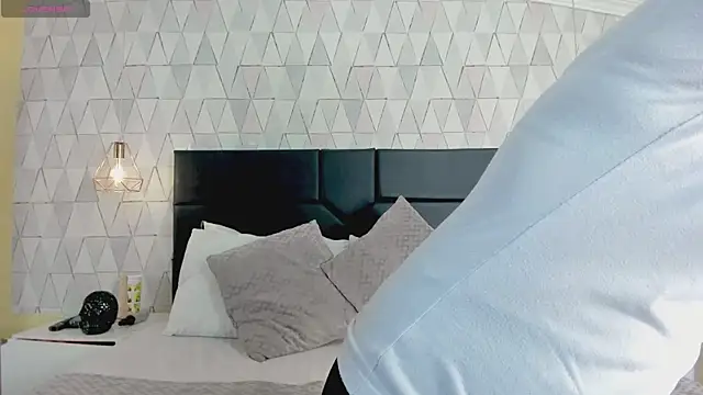 LiliJensen online show from 7, 1, 2026