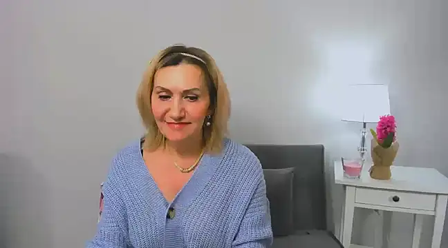 Snapshot of IsabellaSexyMilf chatting on 6, 3, 2025 IsabellaSexyMilf online show from 6, 3, 2025