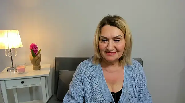 Snapshot of IsabellaSexyMilf chatting on 12, 3, 2025 IsabellaSexyMilf online show from 12, 3, 2025