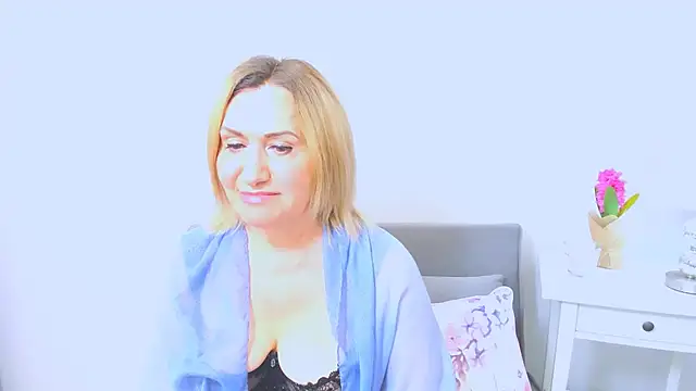 Snapshot of IsabellaSexyMilf chatting on 16, 3, 2025 IsabellaSexyMilf online show from 16, 3, 2025