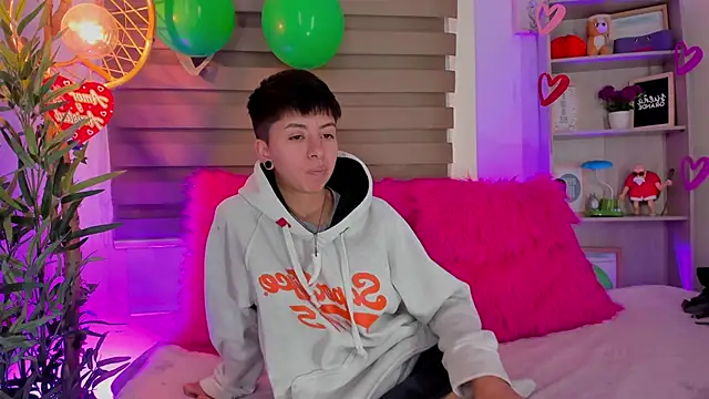 tommy blue online show from 22, 3, 2025