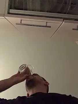 Snapshot of Maxpeins chatting on 28, 2, 2026 Maxpeins online show from 28, 2, 2026