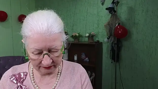 Maya Mayflower online show from 10, 3, 2025