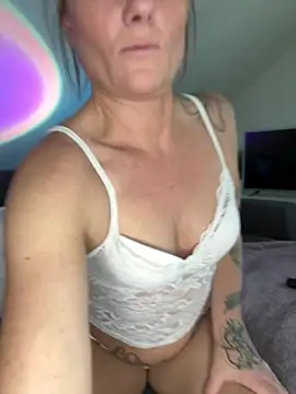 Snapshot of SpicyKylieFoxx chatting on 24, 6, 2026 SpicyKylieFoxx online show from 24, 6, 2026