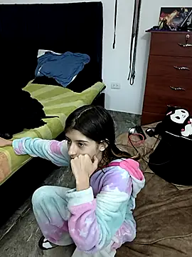 KratosAfroditacs online show from 1, 4, 2026