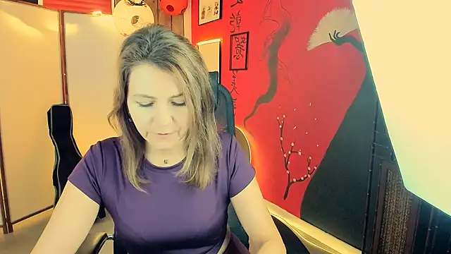 Snapshot of NicoleHitman chatting on 2, 11, 2025 NicoleHitman online show from 2, 11, 2025