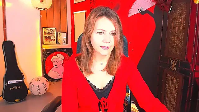 Snapshot of NicoleHitman chatting on 15, 11, 2025 NicoleHitman online show from 15, 11, 2025