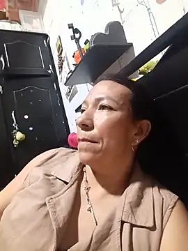 Snapshot of Antonela45 chatting on 15, 6, 2026 Antonela45 online show from 15, 6, 2026