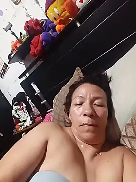Snapshot of Antonela45 chatting on 15, 7, 2026 Antonela45 online show from 15, 7, 2026