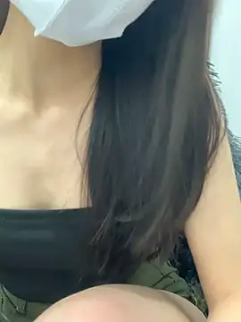 Lyly2525 online show from 10, 3, 2025