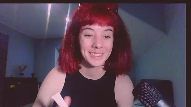 Snapshot of _Amber_Doll_ chatting on 18, 10, 2025  Amber Doll  online show from 18, 10, 2025