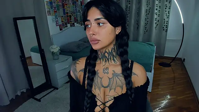 CharimgSabrina online show from 5, 10, 2025