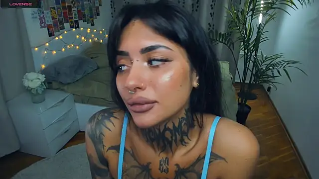 CharimgSabrina online show from 29, 11, 2025