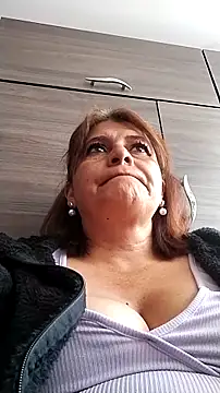 Snapshot of BiancaSteel chatting on 6, 5, 2026 BiancaSteel online show from 6, 5, 2026