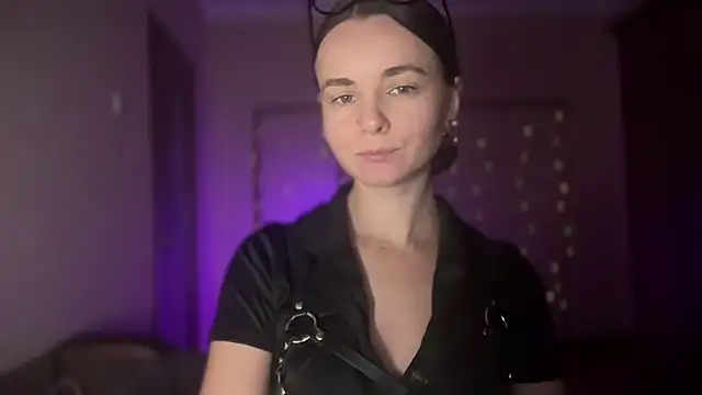 Snapshot of lanaloulou chatting on 14, 9, 2025 lanaloulou online show from 14, 9, 2025