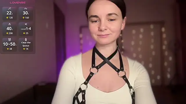 Snapshot of lanaloulou chatting on 7, 11, 2025 lanaloulou online show from 7, 11, 2025