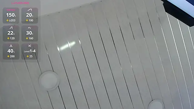 Snapshot of Cristal_Velle chatting on 30, 9, 2025 Cristal Velle online show from 30, 9, 2025