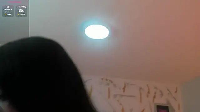 Cristal Velle online show from 13, 3, 2026