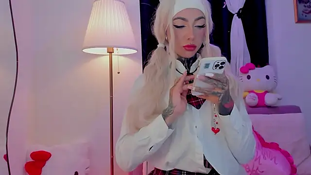 Snapshot of Dani_Valen chatting on 7, 11, 2025 Dani Valen online show from 7, 11, 2025