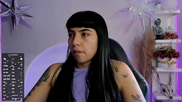 Snapshot of Saraa_Desiree chatting on 17, 3, 2025 Saraa Desiree online show from 17, 3, 2025