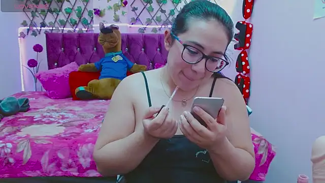 Snapshot of Anny__cute chatting on 17, 9, 2025 Anny cute online show from 17, 9, 2025
