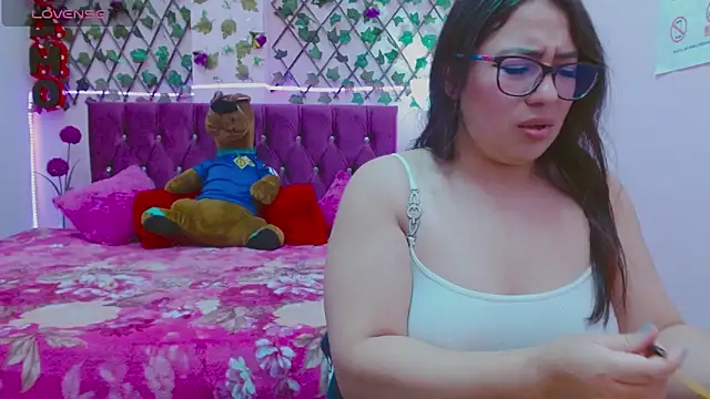 Snapshot of Anny__cute chatting on 21, 9, 2025 Anny cute online show from 21, 9, 2025