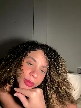 Snapshot of KittyTwerk_2 chatting on 5, 10, 2025 KittyTwerk 2 online show from 5, 10, 2025