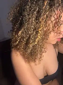 Snapshot of KittyTwerk_2 chatting on 18, 6, 2026 KittyTwerk 2 online show from 18, 6, 2026