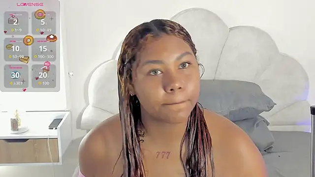 Snapshot of Candaceoweens chatting on 16, 6, 2026 Candaceoweens online show from 16, 6, 2026