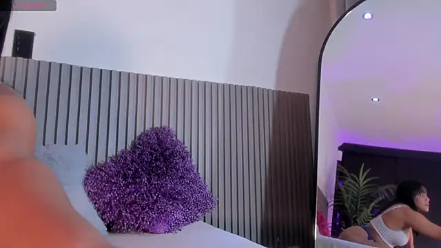 adalinarusell  online show from 16, 4, 2026