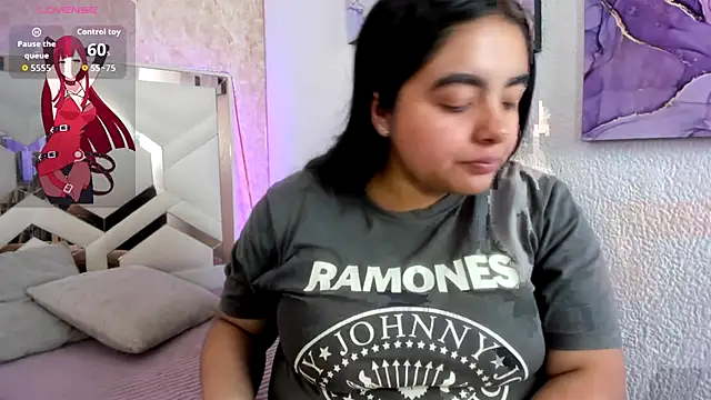 EmilyBrownn  online show from 10, 11, 2025