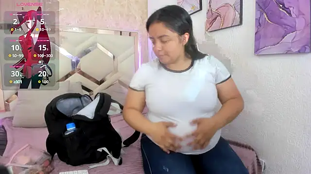 EmilyBrownn  online show from 25, 11, 2025