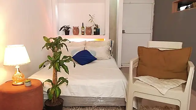 juanes puthee online show from 10, 11, 2025