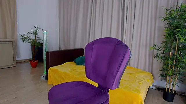 Perfect Moans online show from 8, 3, 2025