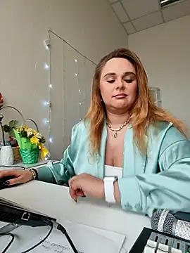 Snapshot of Juicy_PeachLux chatting on 25, 9, 2025 Juicy PeachLux online show from 25, 9, 2025